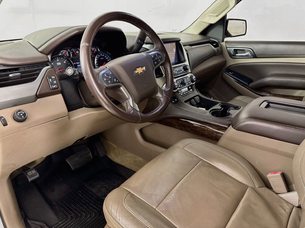 Used 2015 Chevrolet Tahoe LT w/ Luxury Package RWD image 10