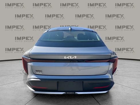 Used 2025 Kia K4 EX image 4
