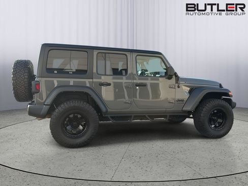 Used 2021 Jeep Wrangler Unlimited Sport AWD/4WD image 7