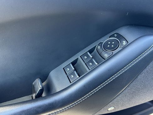 Used 2022 Ford Mustang Mach-E Premium image 18