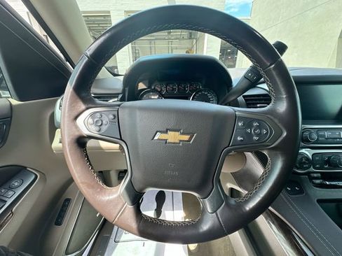 Used 2019 Chevrolet Tahoe LT RWD image 16