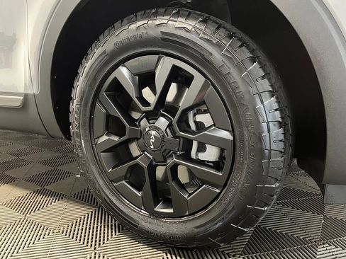 Used 2023 Kia Telluride SX X-Pro AWD/4WD image 3
