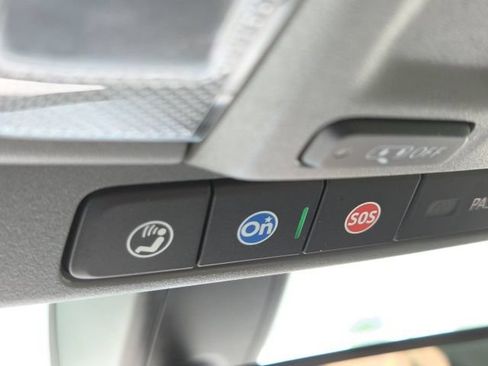 Used 2022 GMC Sierra 1500 Elevation AWD/4WD image 37