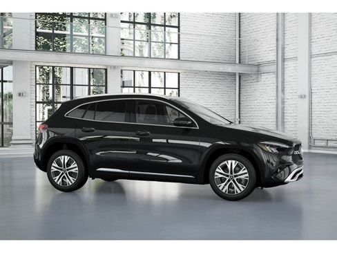 New 2026 Mercedes-Benz GLA 250 4MATIC image 14