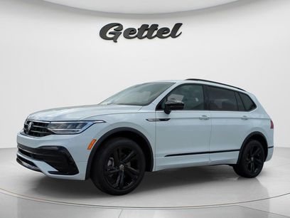 Used 2023 Volkswagen Tiguan SE R-Line