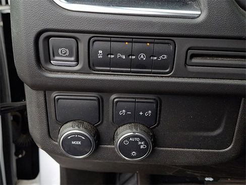 Used 2021 Chevrolet Tahoe LT image 20