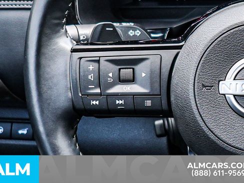 Used 2024 Nissan Pathfinder Platinum w/ Cargo Package image 29