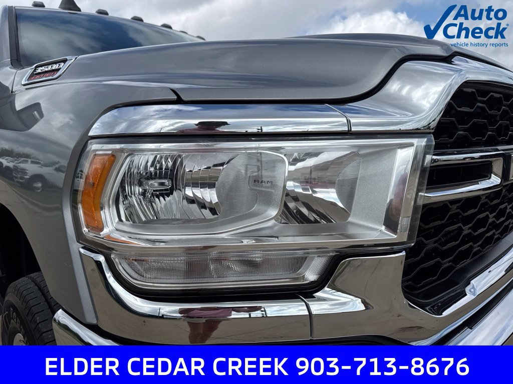 Used 2024 RAM 3500 Tradesman w/ Chrome Appearance Group AWD/4WD image 11
