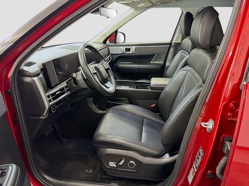 Used 2025 Hyundai Santa Fe SEL AWD/4WD image 13