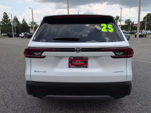 Certified 2025 Toyota Grand Highlander AWD Hybrid image 5