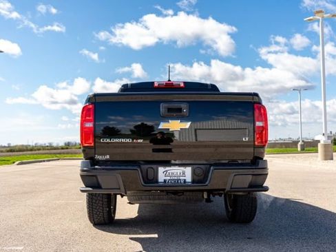 Used 2020 Chevrolet Colorado LT AWD/4WD image 6