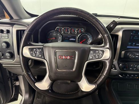 Used 2018 GMC Sierra 1500 SLT image 14