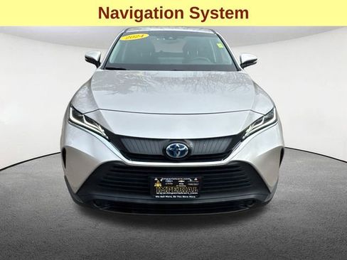 Used 2024 Toyota Venza LE image 4