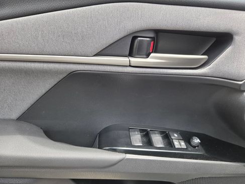 Used 2025 Toyota Camry LE FWD image 12