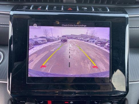 Used 2024 Jeep Grand Cherokee Altitude image 15