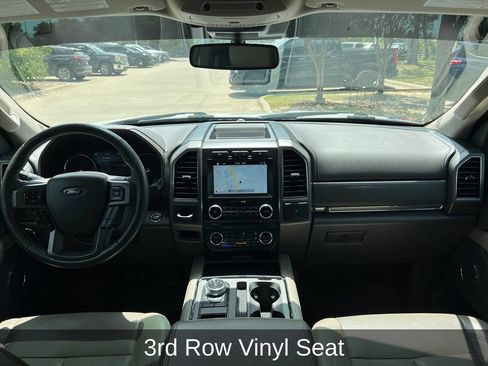 Used 2018 Ford Expedition XLT w/ Equipment Group 202A RWD image 12
