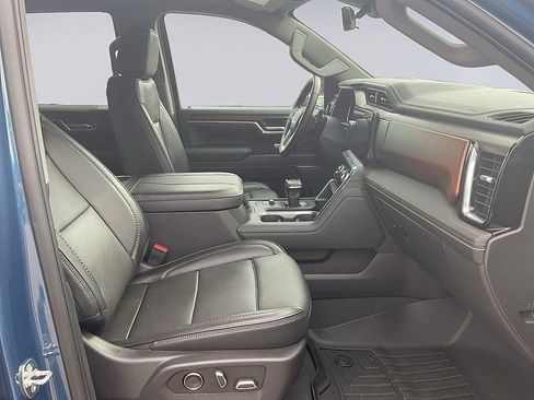 Used 2024 GMC Sierra 1500 Denali w/ Technology Package image 11