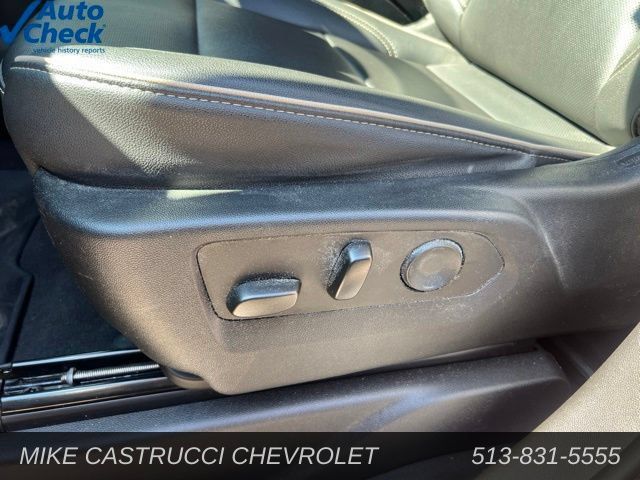 Used 2023 Chevrolet Tahoe Premier AWD/4WD image 14