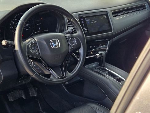 Used 2019 Honda HR-V EX-L image 32
