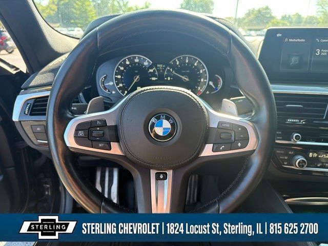 Used 2018 BMW 530i xDrive AWD/4WD image 16