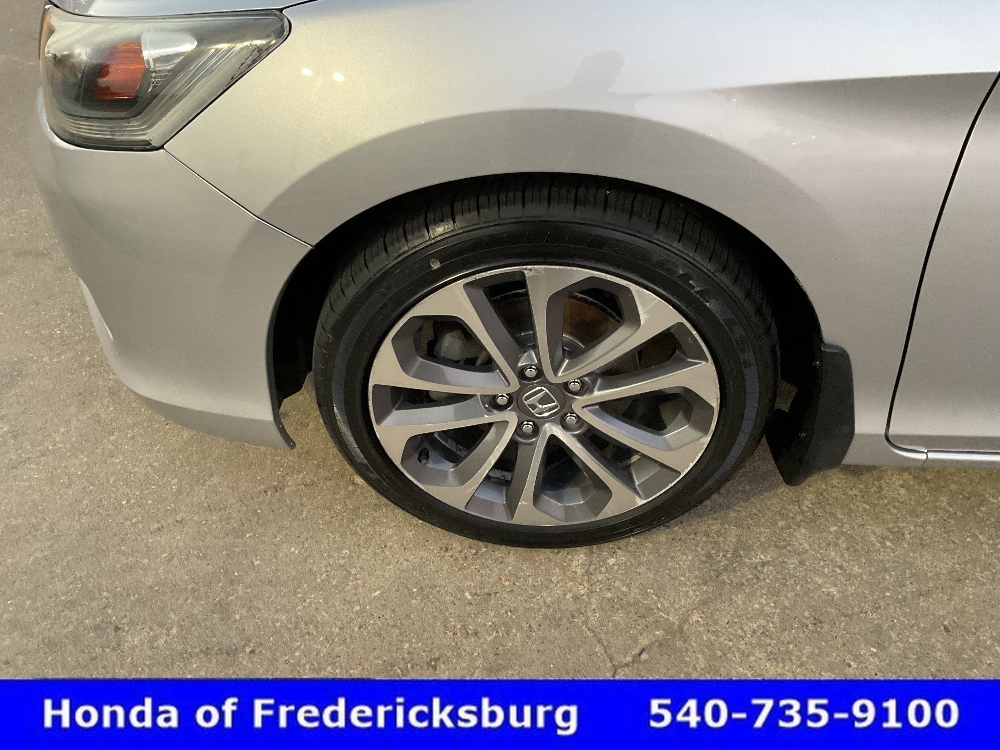 Used 2015 Honda Accord Sport image 10
