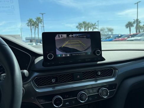 Used 2024 Acura Integra Base image 11