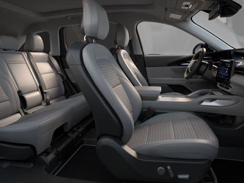New 2026 Lincoln Nautilus Reserve AWD/4WD image 6