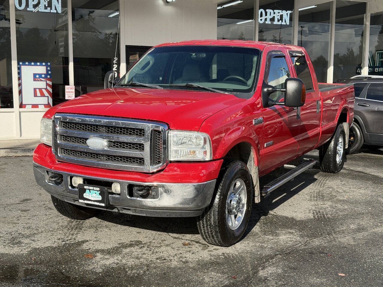 Used 2005 Ford F350 Lariat AWD/4WD image 1