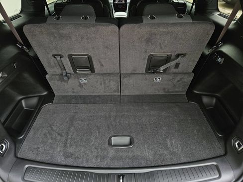 New 2026 Jeep Grand Cherokee L Laredo RWD image 24