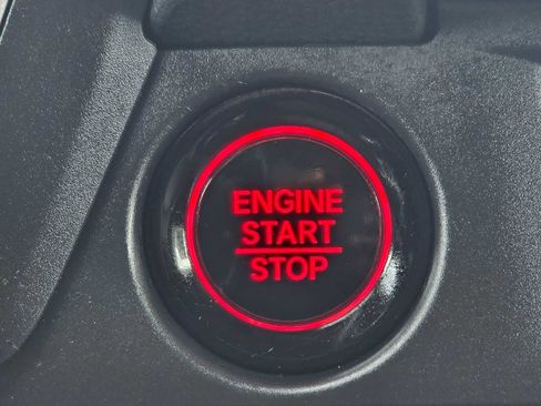 Used 2025 Honda Pilot Elite image 36