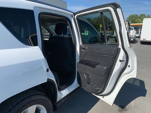 Used 2014 Jeep Compass Sport w/ Power Value Group AWD/4WD image 21