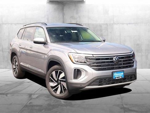 New 2026 Volkswagen Atlas SE image 2