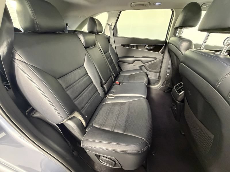 Used 2019 Kia Sorento EX AWD/4WD image 89