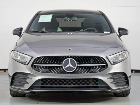 Used 2019 Mercedes-Benz A 220 w/ AMG Line image 6