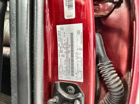 Used 2017 Ford F150 Platinum w/ Equipment Group 701A Luxury image 38