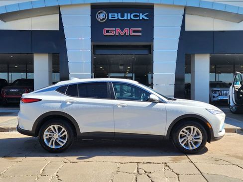 New 2026 Buick Envista Preferred w/ Convenience I Package image 3