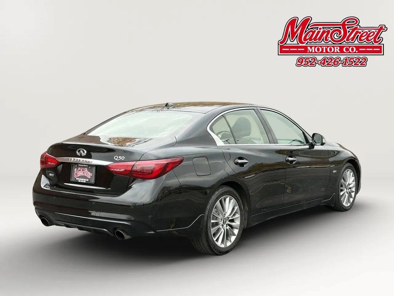 Used 2018 INFINITI Q50 Luxe w/ Essential Package (3.0T Luxe) AWD/4WD image 7