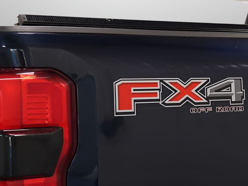Used 2024 Ford F250 Platinum AWD/4WD image 30