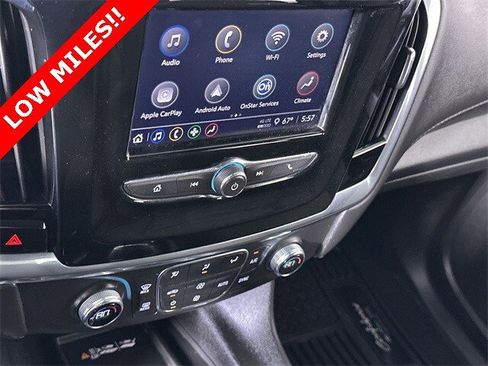 Used 2023 Chevrolet Traverse LT image 14