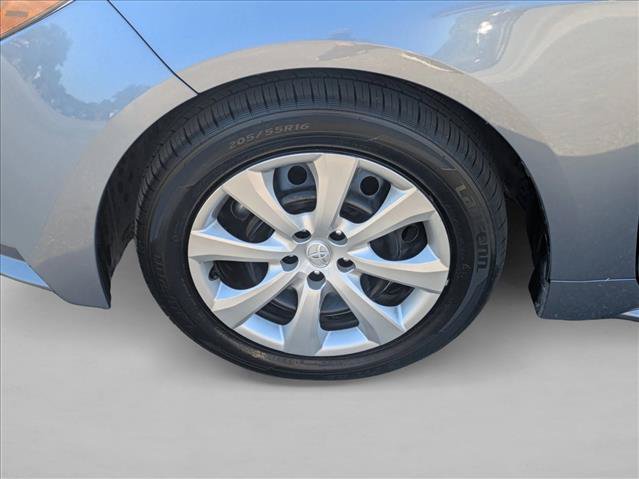 Used 2024 Toyota Corolla LE FWD image 19