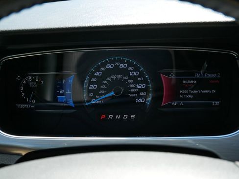 Used 2016 Ford Taurus SEL w/ Equipment Group 201A FWD image 19