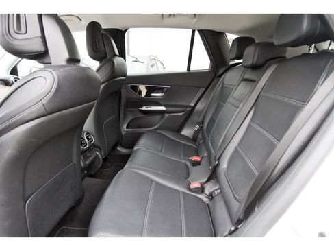 Used 2023 Mercedes-Benz GLC 300 image 30