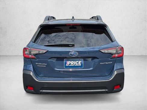 Used 2024 Subaru Outback AWD/4WD image 7