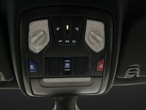 Used 2023 RAM 1500 Big Horn image 40