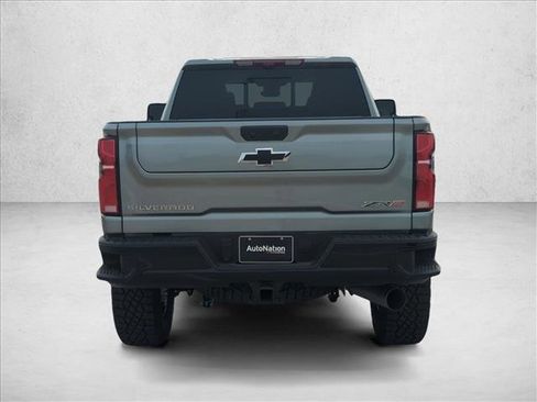 New 2026 Chevrolet Silverado 2500 ZR2 image 8