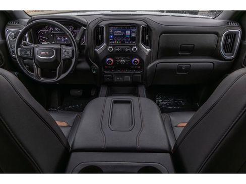 Used 2022 GMC Sierra 2500 AT4 w/ Gooseneck/5TH Wheel Package image 12