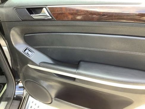 Used 2012 Mercedes-Benz GL 450 4MATIC image 17