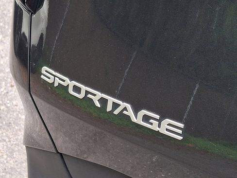 Used 2023 Kia Sportage EX AWD/4WD image 19