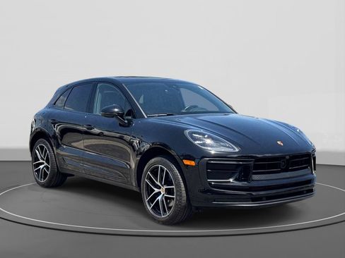 Used 2023 Porsche Macan Turbo AWD/4WD image 1