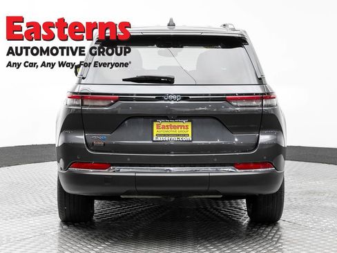 Used 2022 Jeep Grand Cherokee Limited 4xe AWD/4WD image 6